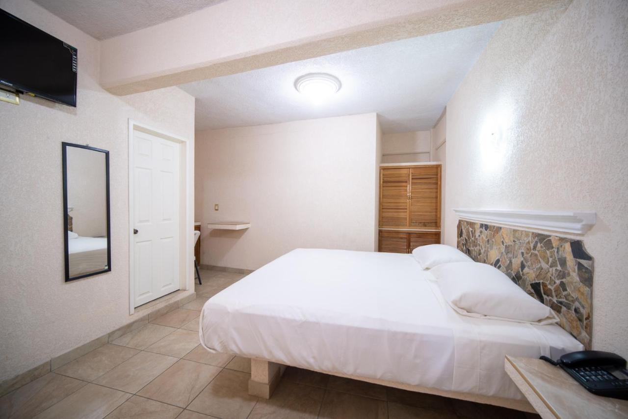 Peninsula Stays Executive Hotel Salina Cruz Bagian luar foto
